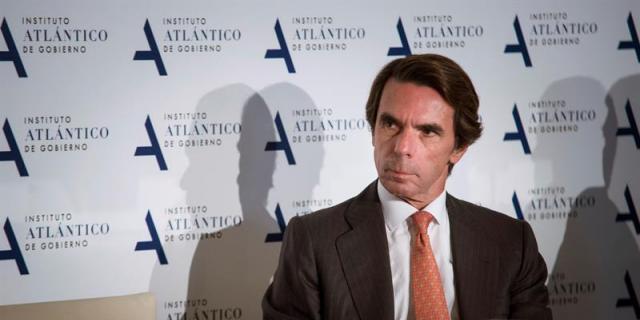 Aznar renuncia a la Presidencia de honor del PP