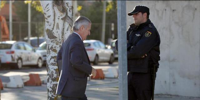 Piden cuatro años de cárcel para Blesa por los sobresueldos en Caja Madrid