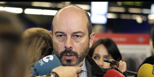 Crece el uso del transporte público durante la navidad en la Comunidad