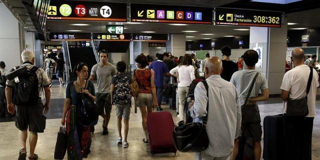 Aena licita varios contratos en el aeropuerto de Barajas por 3,5 millones