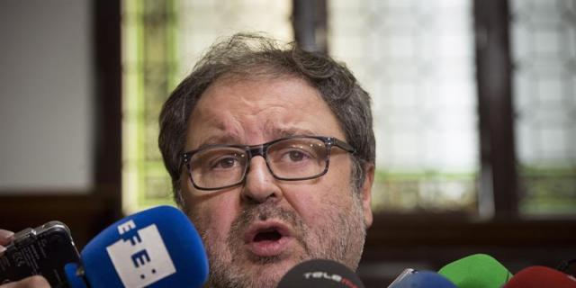 Javier Barbero satisfecho con el auto y la "reacción social" contra HazteOir