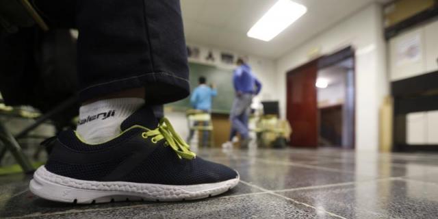 Miles de familias participan en un curso online sobre acoso escolar
