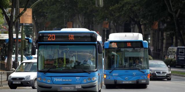 La EMT inmoviliza 76 autobuses por una posible avería en las puertas