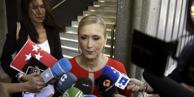 Cataluña: Cifuentes se alegra pero recuerda las "modestas" peticiones de Madrid