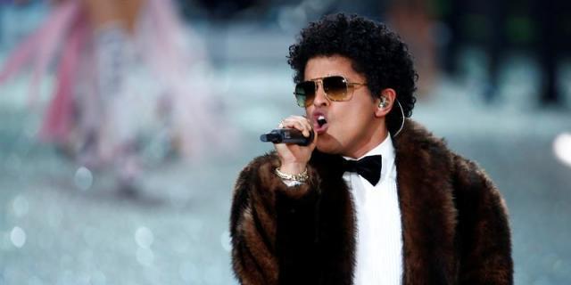 Bruno Mars puja en Madrid por brillar entre los más grandes
