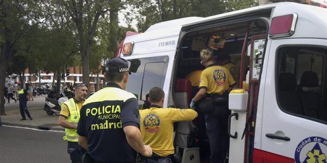 Un motorista en estado muy grave tras sufrir un accidente en la M-503