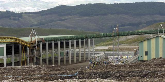 Encuentran el cuerpo de un bebé en el centro de basuras de Valdemingómez