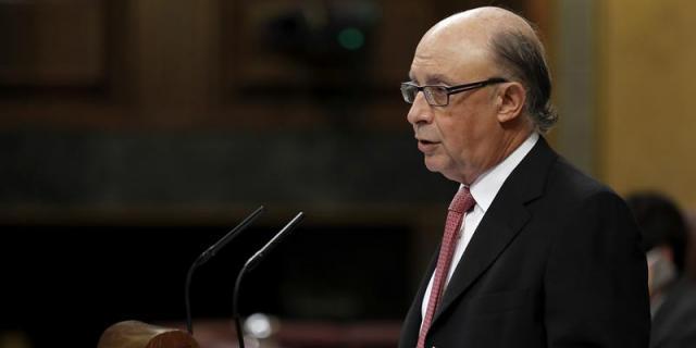 Los PGE permitirán a los ayuntamientos reinvertir el superávit