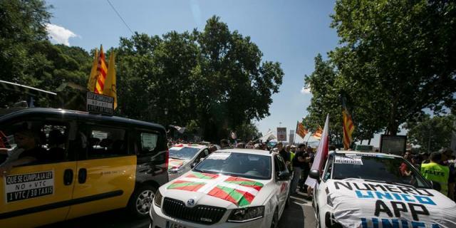 El sector del taxi pide a Fomento, comunidades y ayuntamientos medidas eficaces para mejorar la competitividad