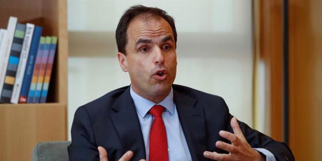 El rector de la URJC impulsó una empresa que gestiona un hangar aeronáutico en el campus de Fuenlabrada