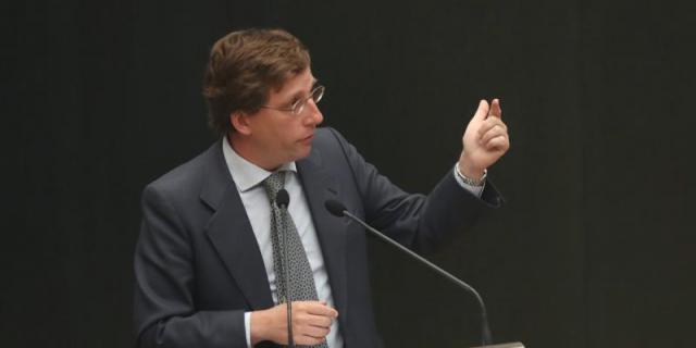 Almeida cree que la visita de Carmena a Lavapiés "no puede ser un ejercicio de buenismo"