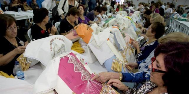 El Escorial acogerá un encuentro nacional de encajeras de bolillos