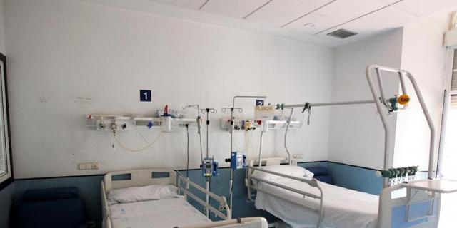 Sanidad y sindicatos retoman las negociaciones para abonar las carrera a los interinos