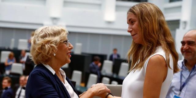 El PSOE apoya a Carmena frente a las críticas de nepotismo en Madrid Destino