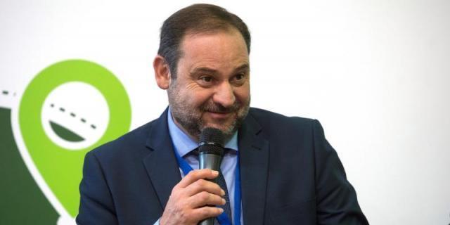 Fomento firma convenios de vivienda por 272,7 millones en 19 municipios madrileños