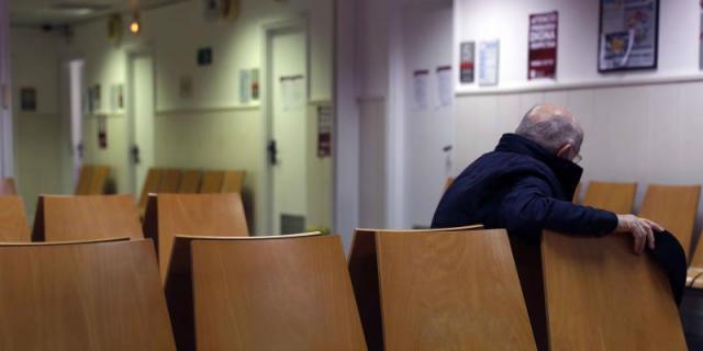 La Asociación de Facultativos Especialistas de Madrid piden "soluciones de fondo" en la Atención Primaria