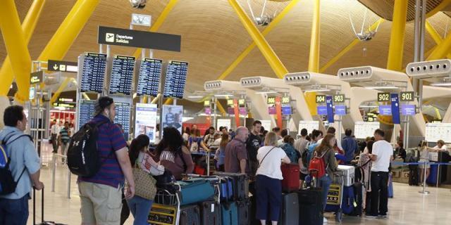 España fue el tercer país de la UE con mayor tránsito de viajeros aéreos en 2017