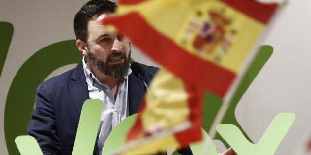 Abascal llama a "llenar Madrid" el domingo para "echar al okupa" de Moncloa