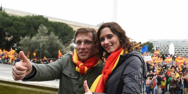 Los candidatos Díaz Ayuso y Martínez-Almeida piden a Pedro Sánchez que convoque elecciones