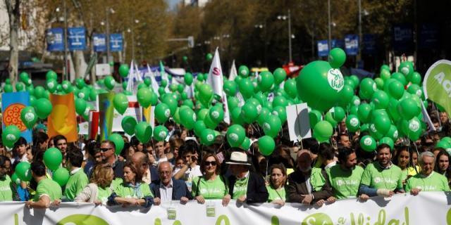 Centenares de personas se manifiestan en Madrid para 