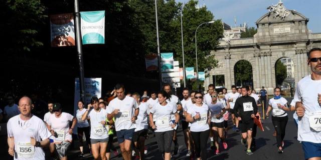 Tres mil corredores en el Retiro en una carrera contra la violencia machista