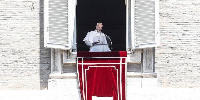 El papa pide a los jóvenes coraje para empezar a construir la paz desde hoy