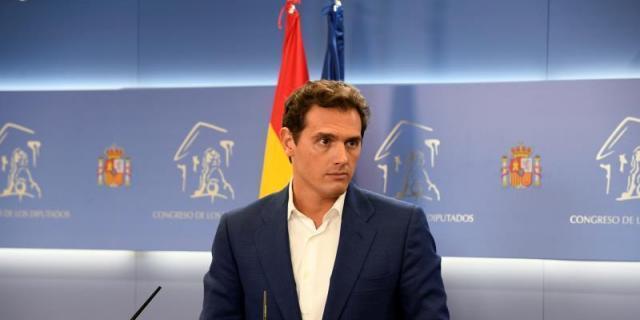 Albert Rivera mejora de su gastroenteritis pero sigue hospitalizado en Móstoles