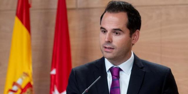 Aguado anuncia que el Consejo de Gobierno abordará que la Comunidad se desvincule de Avalmadrid
