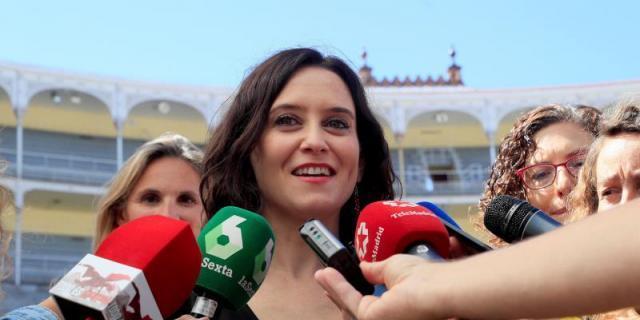 Díaz Ayuso anuncia 971 plazas de empleo en 2019 para las universidades madrileñas