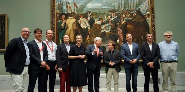 El alcalde agradece "el compromiso" de La Vuelta con Madrid