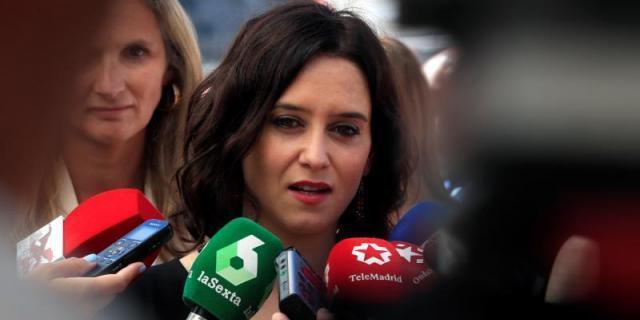 Díaz Ayuso: "Ahora, que vienen elecciones, nos dan limosna a las comunidades"