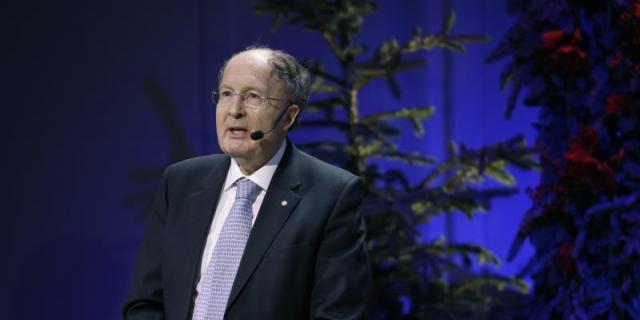 El premio Nobel de Química Gregory Winter anima a los científicos a emprender