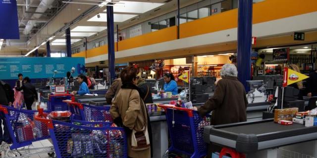 La elección del supermercado puede ahorrar mil euros al año al consumidor