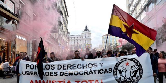 Cargas policiales en Gran Vía tras una protesta de radicales 