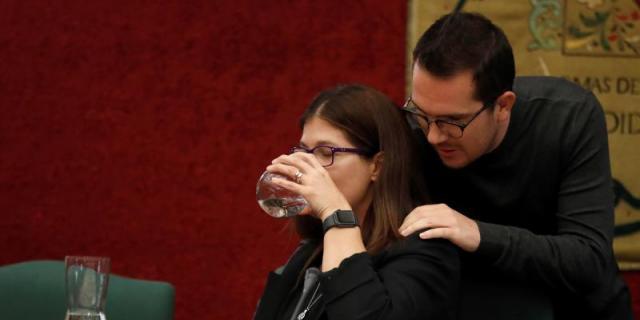 El Comité de Etica del PSOE-M continúa sin pronunciar un dictamen sobre Noelia Posse