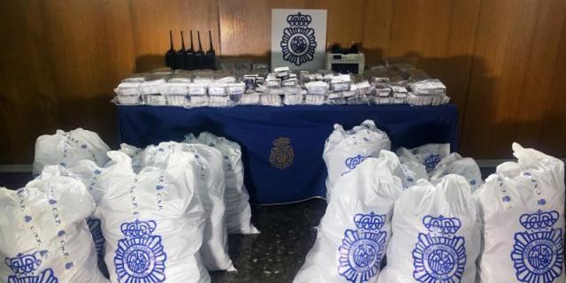 Desarticulada una de las mayores redes de distribución de hachís con 20 detenidos en Madrid