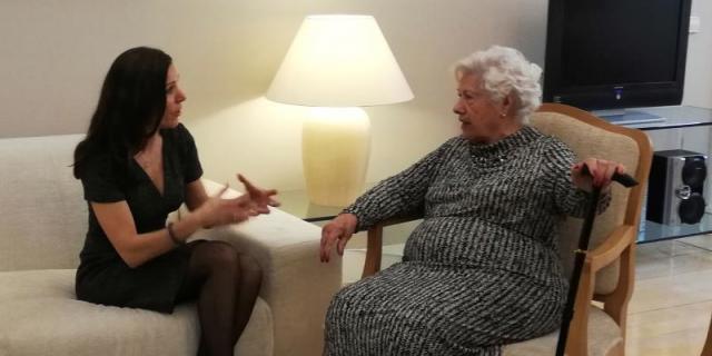 Charito, concejal con 96 años, va a Sol para reclamar un parking para Patones