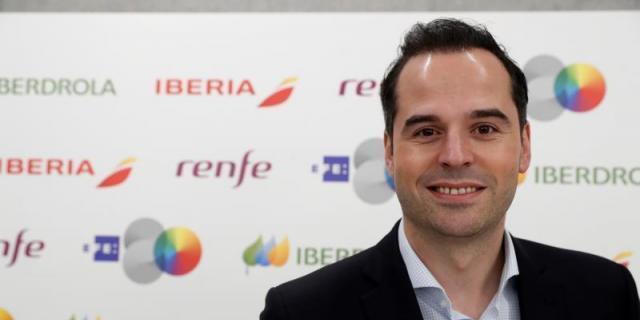 Aguado aclara que la decisión de prorrogar los presupuestos todavía no está tomada