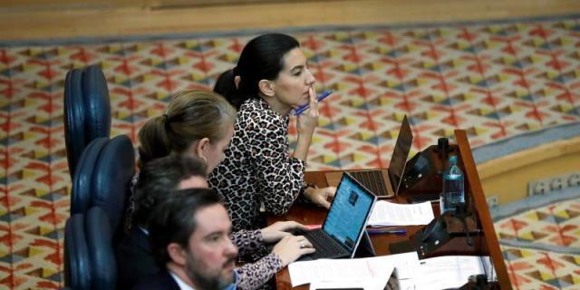 La Asamblea aprueba con el voto en contra de Vox una subida de salario del 2% a los diputados