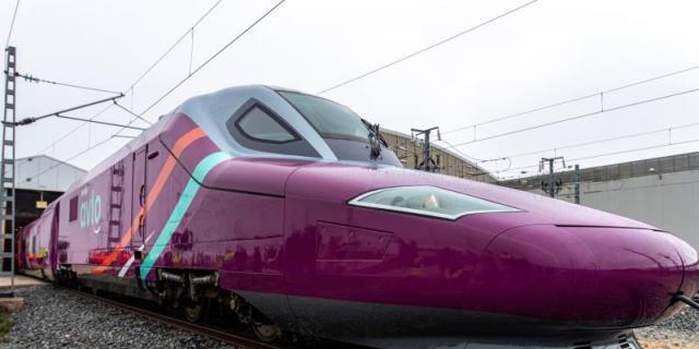 Renfe vende en un mes 146.389 billetes del Avlo