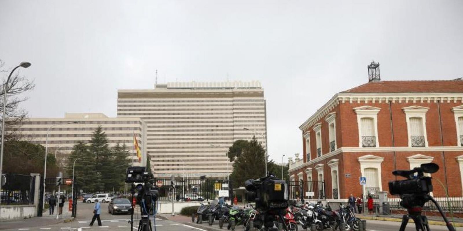 La Policía sorprende a un joven estrangulando a su novia en un piso de Carabanchel