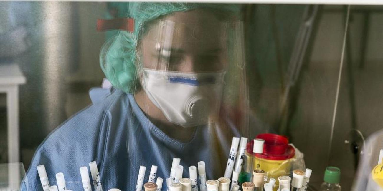 La Comunidad hará más test y reforzará la Atención Primaria para pasar a la fase uno