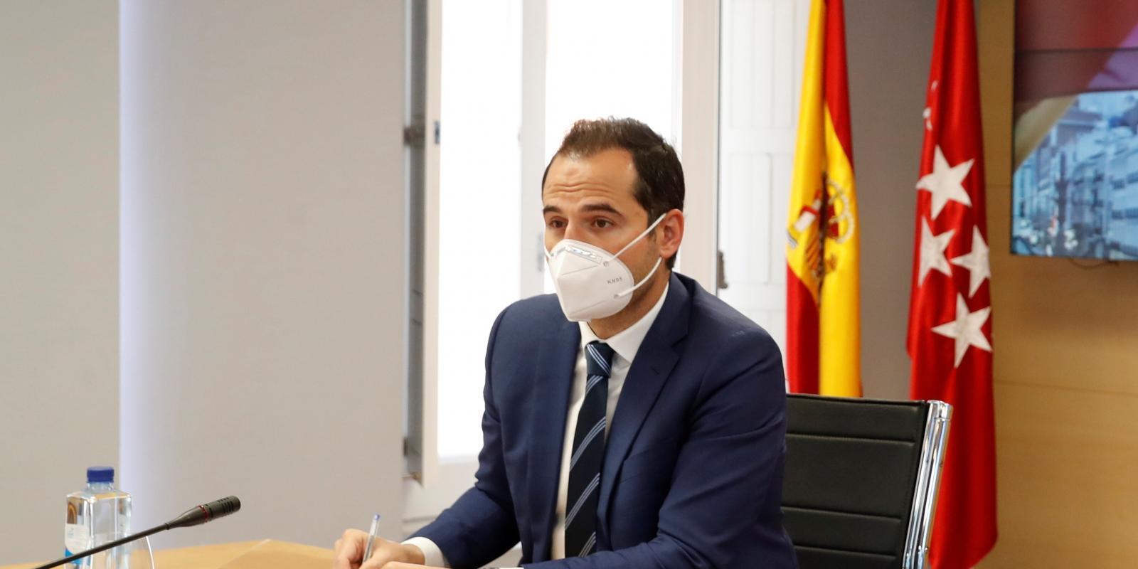 Aguado: "Calvo confirma que ha primado la política al dejar a Madrid en la fase 0,5"