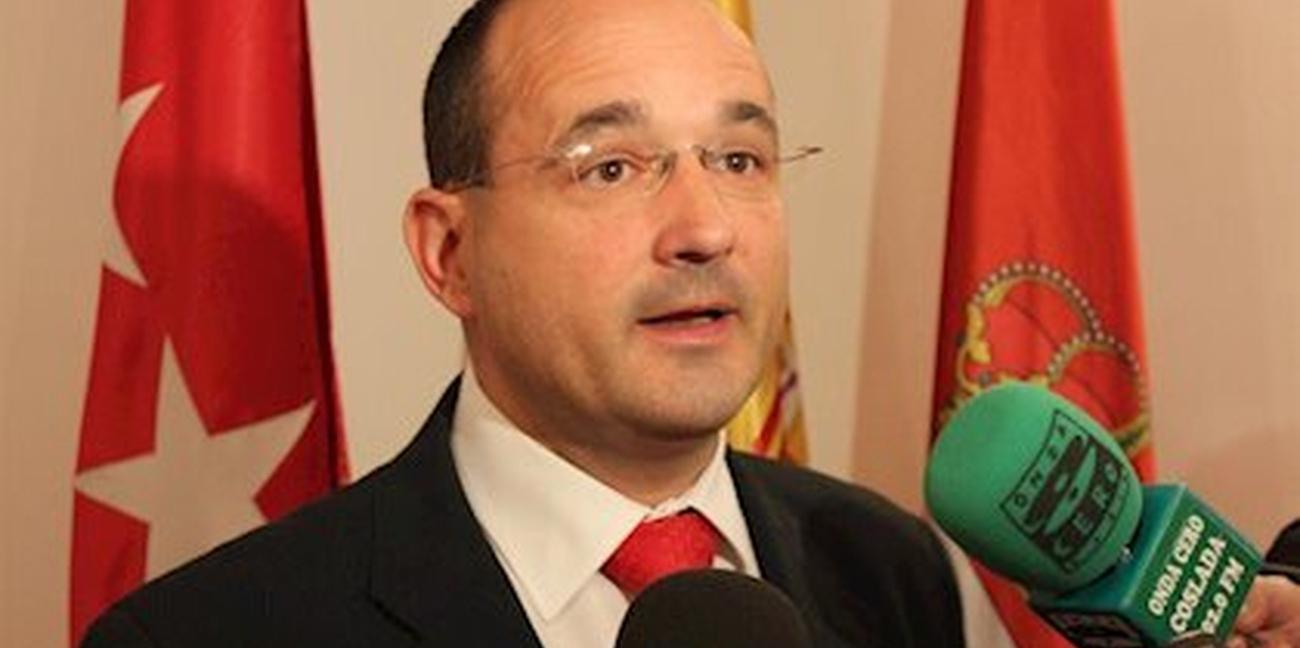 El PP de Coslada denuncia que el alcalde aprovecha la crisis sanitaria para nombrar un nuevo cargo de confianza