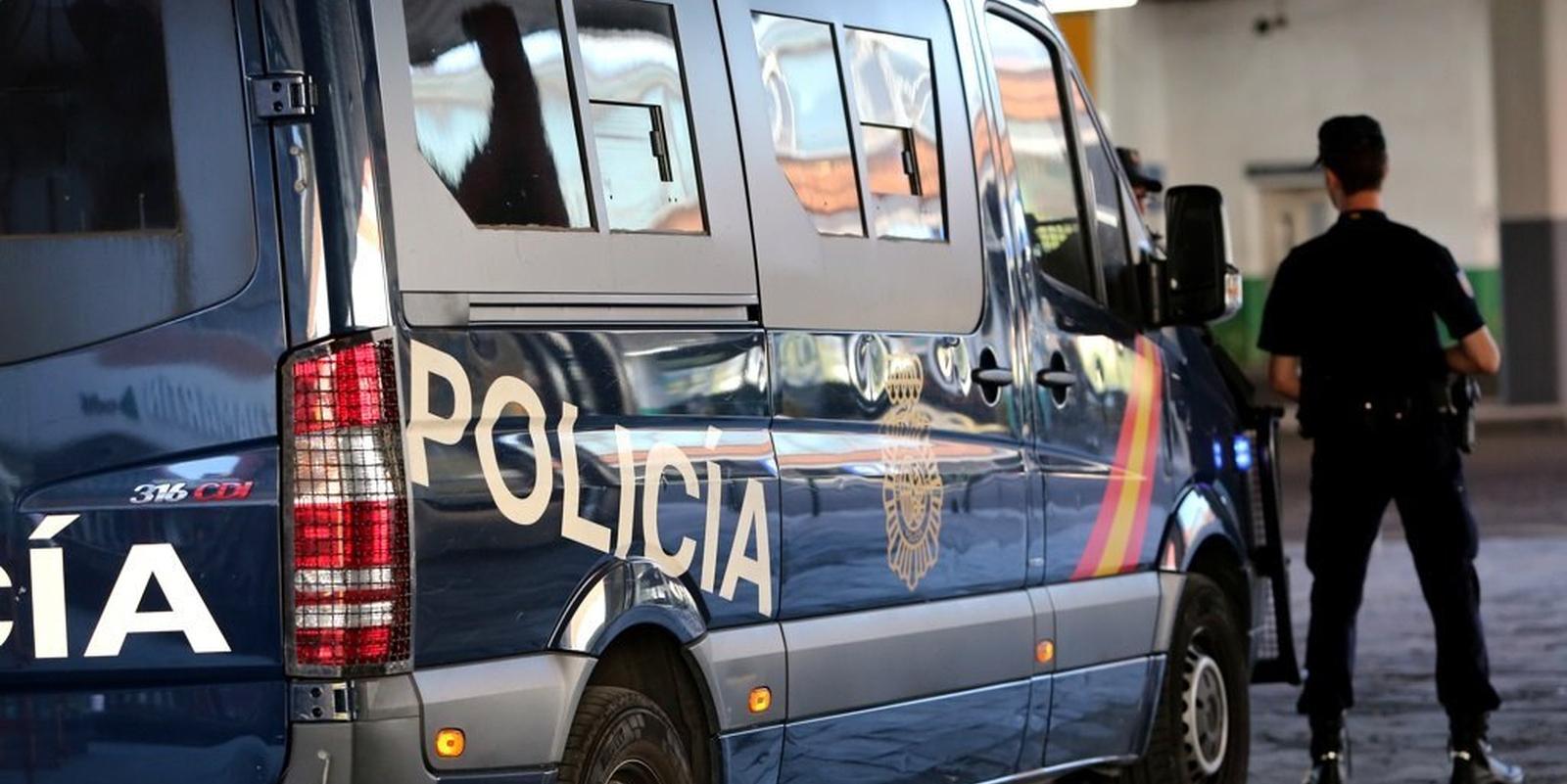 Detenida una empleada de hogar por robar durante cuatro años más de 75.000 euros a una anciana