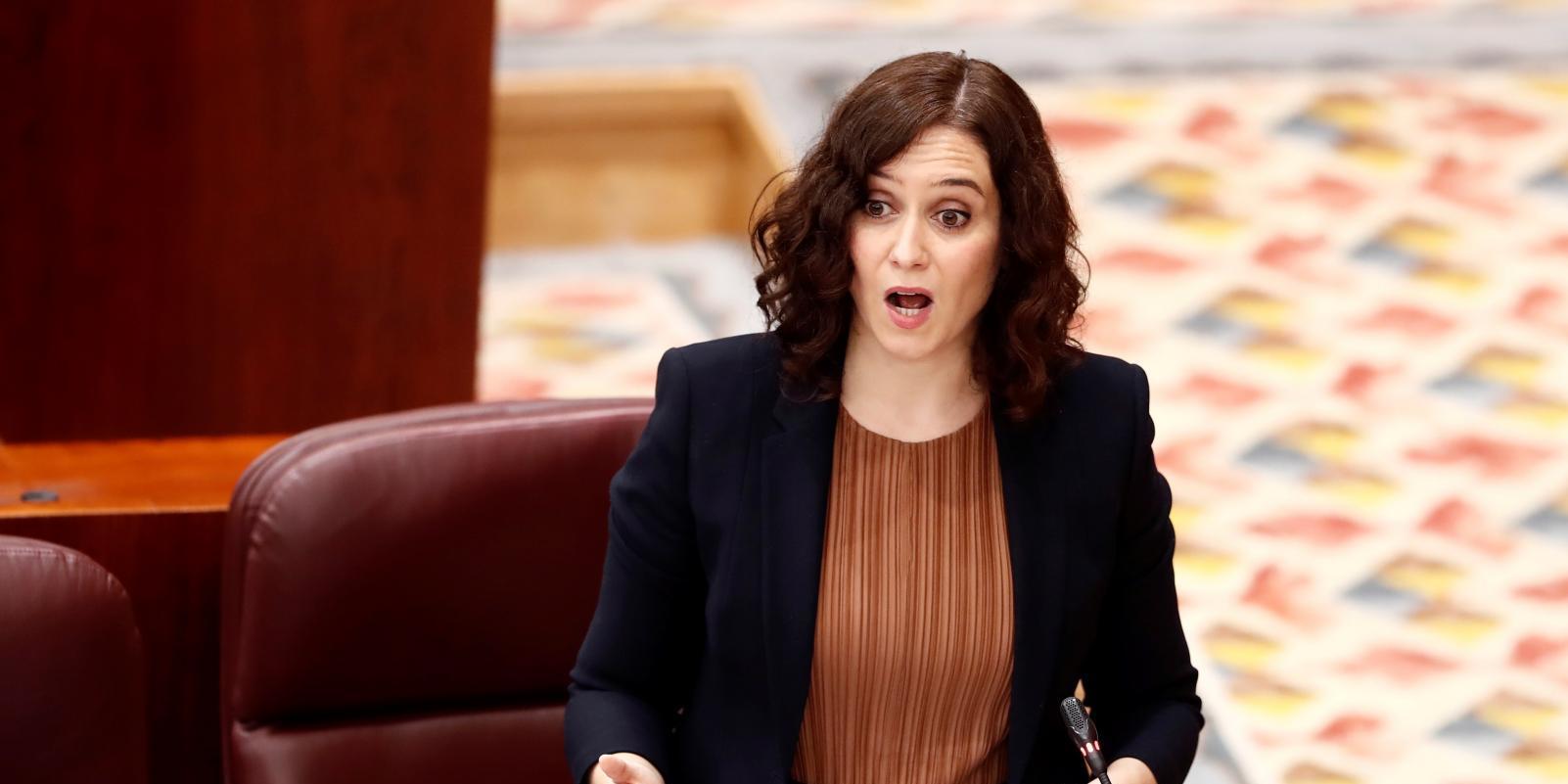 Ayuso quiere pedir en Barajas PCR a los viajeros de países más afectados de covid