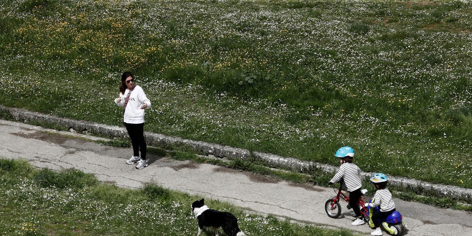 Soto dedica 25.000 euros a familias que contraten a cuidadores para sus hijos