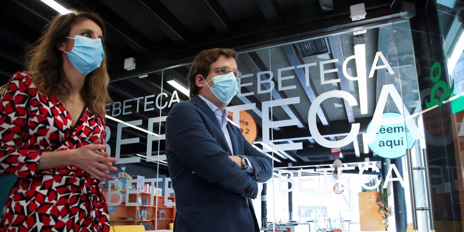 17 bibliotecas de Madrid abren el lunes salas de lectura con reserva previa