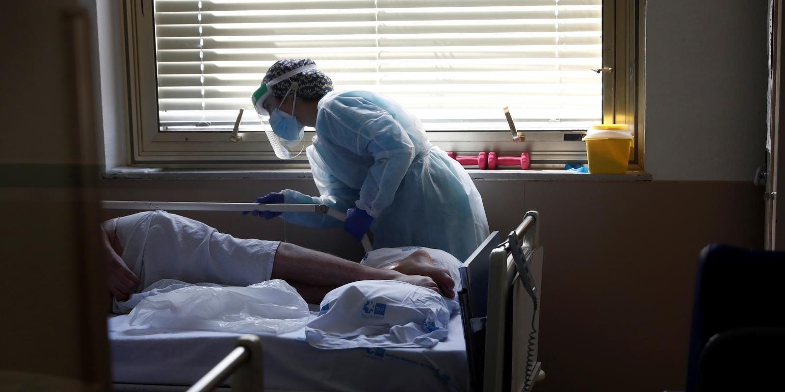 Reclaman que la Covid-19 sea accidente laboral para todos los sanitarios