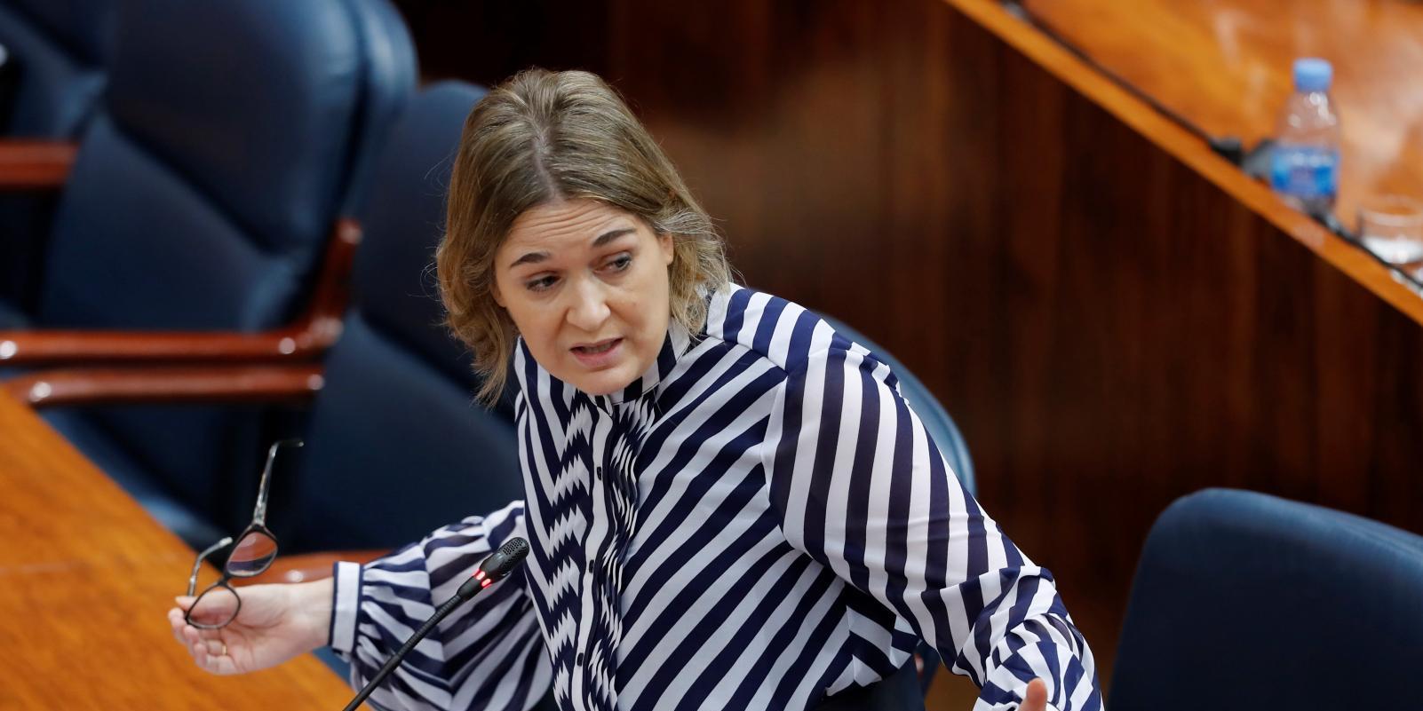 Golpean y roban el bolso a Marta Rivera de la Cruz, consejera de Cultura, cuando entraba en casa